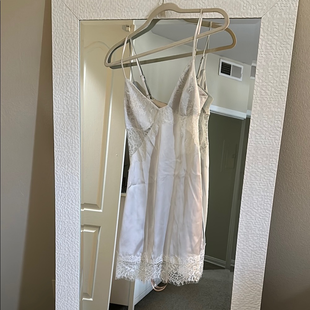 Meshki White Lace Trim Chemise